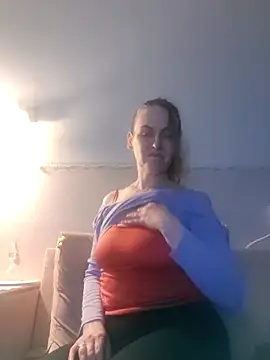 Snapshot of Evelina_cute chatting on 30, 11, 2025 Evelina cute online show from 30, 11, 2025