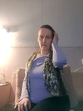 Evelina cute online show from 15, 12, 2025