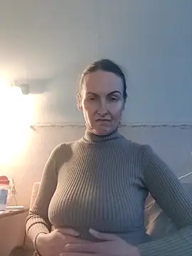 Snapshot of Evelina_cute chatting on 27, 11, 2025 Evelina cute online show from 27, 11, 2025