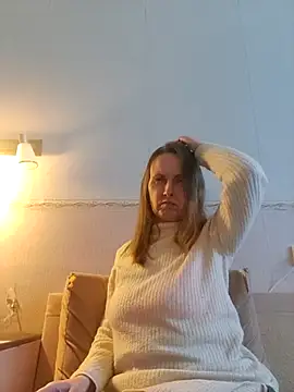 Evelina cute online show from 17, 2, 2026