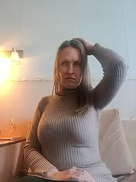 Evelina cute online show from 9, 1, 2026