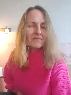 Snapshot of Evelina_cute chatting on 16, 10, 2025 Evelina cute online show from 16, 10, 2025