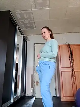 Snapshot of Evelina_cute chatting on 11, 11, 2025 Evelina cute online show from 11, 11, 2025