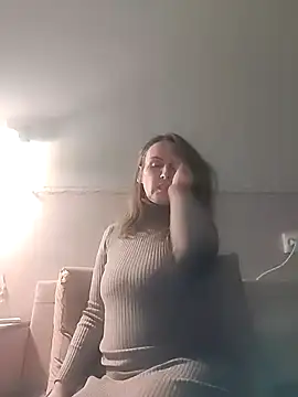 Snapshot of Evelina_cute chatting on 28, 11, 2025 Evelina cute online show from 28, 11, 2025