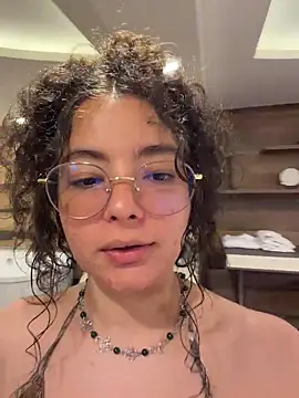Snapshot of Antoniart_ chatting on 25, 5, 2026 Antoniart online show from 25, 5, 2026