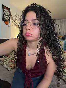 Snapshot of Antoniart_ chatting on 10, 5, 2026 Antoniart online show from 10, 5, 2026
