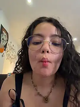 Snapshot of Antoniart_ chatting on 8, 6, 2026 Antoniart online show from 8, 6, 2026