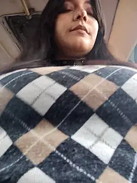 Snapshot of AmberGreyy_ chatting on 27, 11, 2025 AmberGreyy online show from 27, 11, 2025