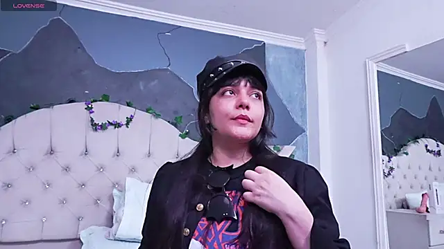 AmberGreyy  online show from 3, 5, 2026