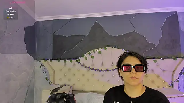 Snapshot of AmberGreyy_ chatting on 14, 11, 2025 AmberGreyy online show from 14, 11, 2025