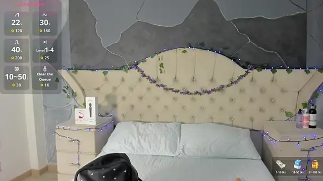 Snapshot of AmberGreyy_ chatting on 17, 11, 2025 AmberGreyy online show from 17, 11, 2025