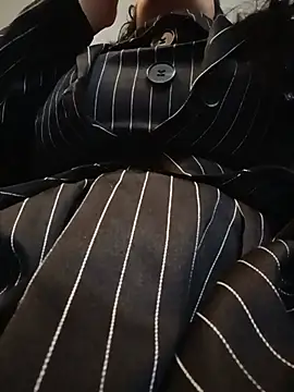 AmberGreyy  online show from 4, 6, 2026