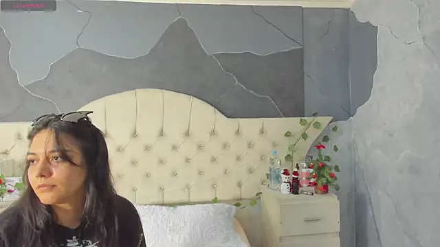 AmberGreyy  online show from 19, 12, 2025