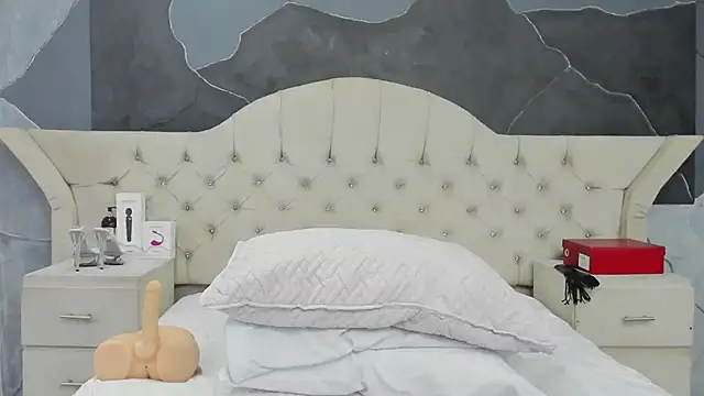 AmberGreyy  online show from 9, 3, 2025