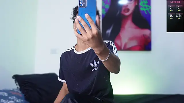 harrytwink18 online show from 6, 1, 2025