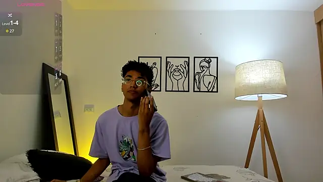 harrytwink18 online show from 10, 1, 2026