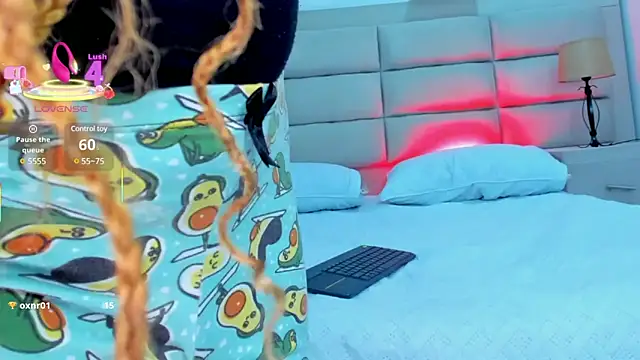 Snapshot of TifannyTaylor_ chatting on 10, 3, 2025 TifannyTaylor  online show from 10, 3, 2025