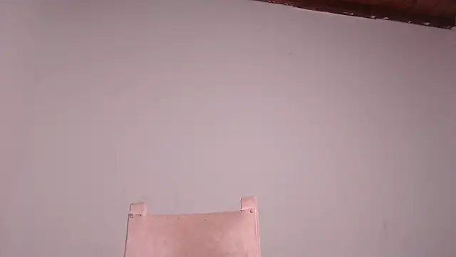 Snapshot of leslie_cs chatting on 14, 9, 2025 leslie cs online show from 14, 9, 2025