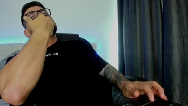 Teilor Creed online show from 11, 2, 2026