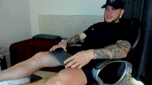 Teilor Creed online show from 25, 2, 2026