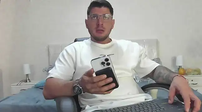 Snapshot of Teilor_Creed chatting on 5, 3, 2025 Teilor Creed online show from 5, 3, 2025