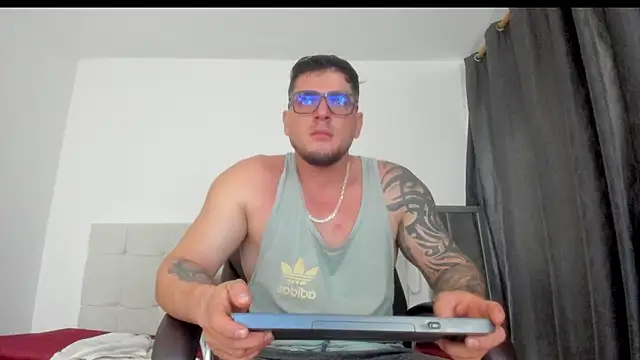 Teilor Creed online show from 13, 11, 2025