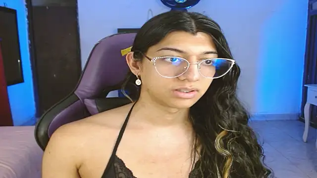 engielphoenis14 online show from 10, 2, 2026