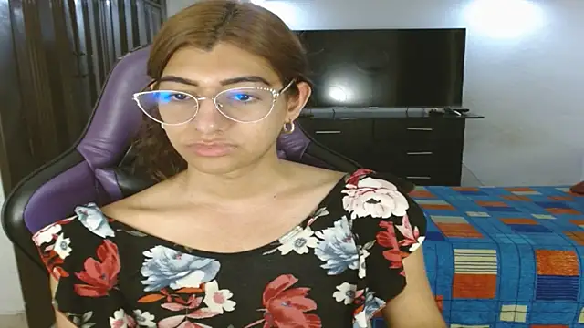 Snapshot of engielphoenis14 chatting on 11, 7, 2026 engielphoenis14 online show from 11, 7, 2026