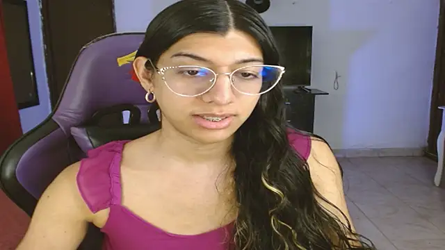 engielphoenis14 online show from 6, 3, 2026