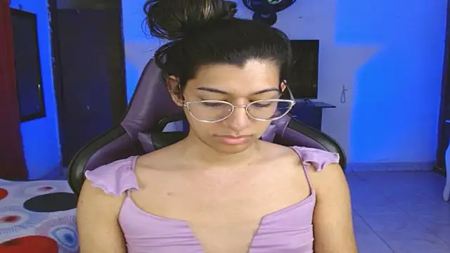 engielphoenis14 online show from 26, 3, 2026