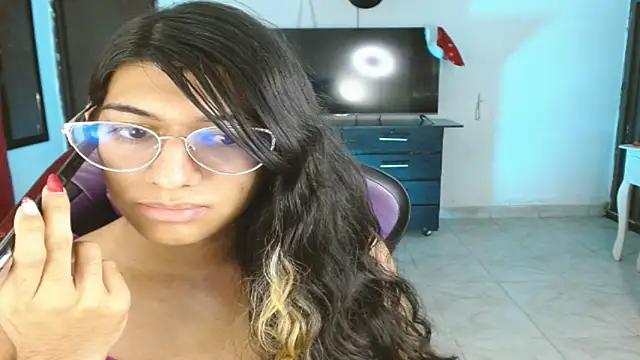 engielphoenis14 online show from 15, 12, 2025