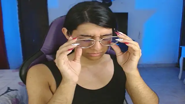 engielphoenis14 online show from 17, 12, 2025