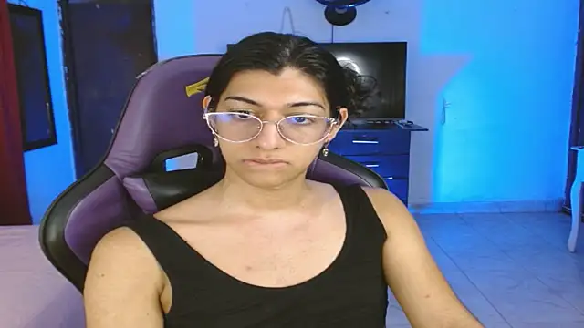 engielphoenis14 online show from 16, 1, 2026