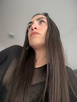 Snapshot of alessandra-a chatting on 27, 10, 2025 alessandra-a online show from 27, 10, 2025