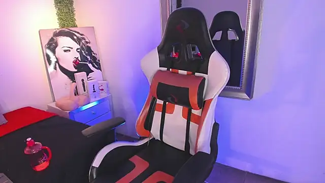  Victoria     online show from 19, 12, 2024