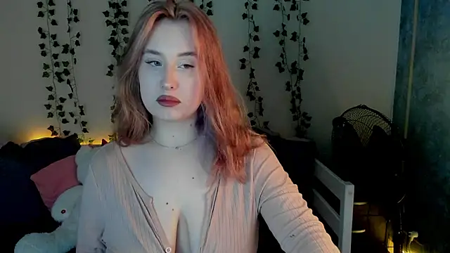 Emily Gin online show from 28, 1, 2025