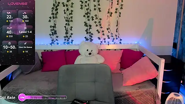 Emily Gin online show from 7, 3, 2026