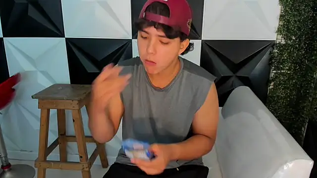 Dani cumboy online show from 8, 11, 2025