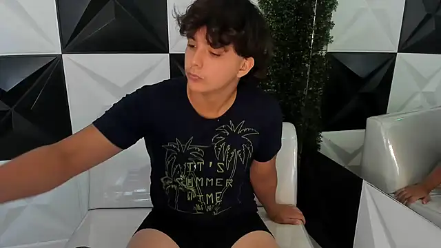 Dani cumboy online show from 21, 11, 2025