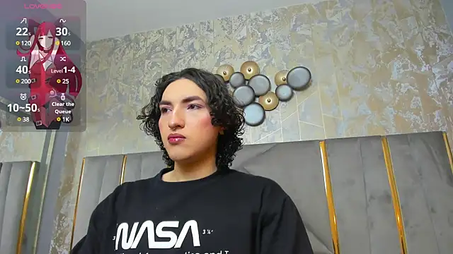 TomLondon  online show from 25, 2, 2025