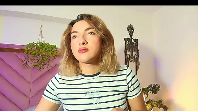 TomLondon  online show from 26, 10, 2025