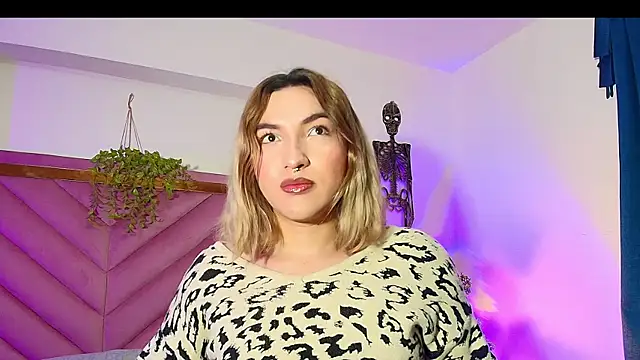 TomLondon  online show from 12, 10, 2025