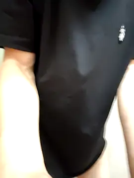 Lilsmokeshow017 online show from 29, 10, 2025