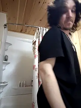 Lilsmokeshow017 online show from 17, 4, 2026