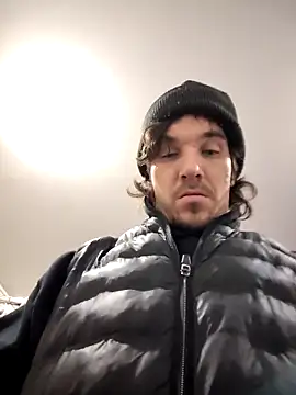 Lilsmokeshow017 online show from 24, 10, 2025