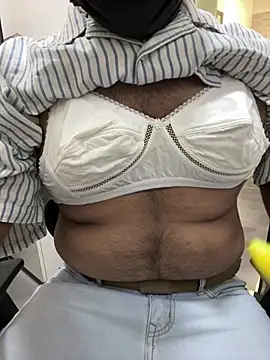Snapshot of dick69lil chatting on 14, 5, 2026 dick69lil online show from 14, 5, 2026