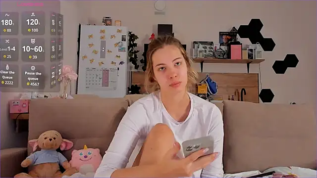 Girl alone home online show from 7, 11, 2025