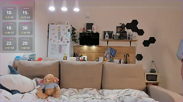 Snapshot of Girl_alone_home chatting on 26, 9, 2025 Girl alone home online show from 26, 9, 2025