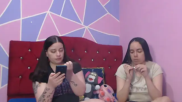 Lola barbara online show from 8, 11, 2025