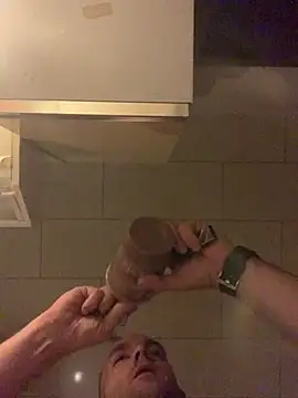 Snapshot of Bigtoyaddict chatting on 2, 1, 2025 Bigtoyaddict online show from 2, 1, 2025